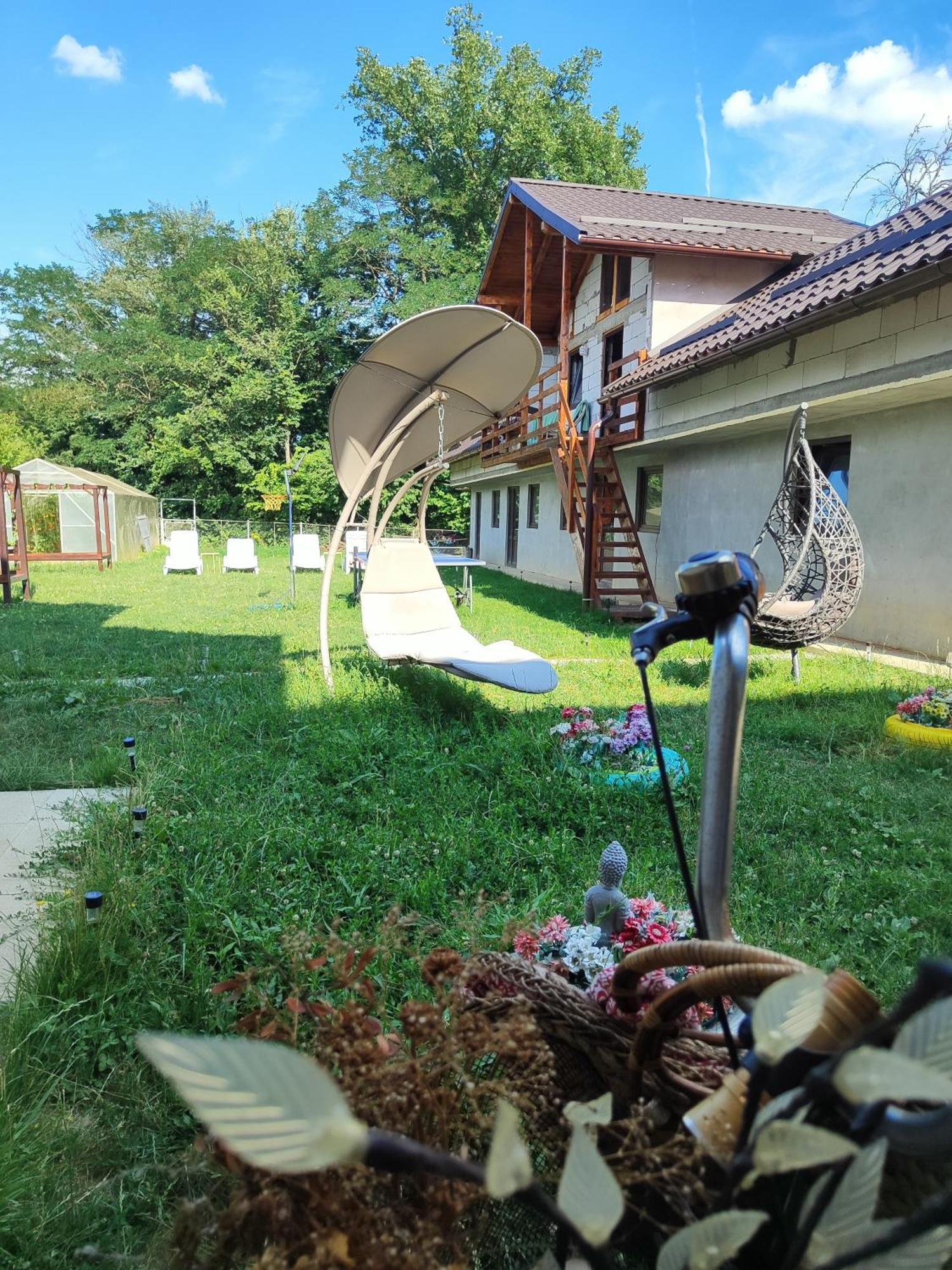 Happy Home Călimăneşti Eksteriør bilde